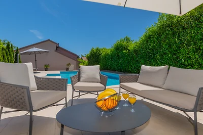 Villa Mia by Villas Guide