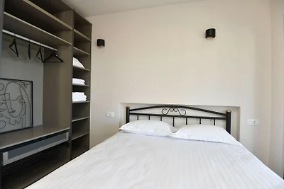 Casa Bianca-Brac by Villas Guide