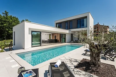 Villa Karbula by Villas Guide