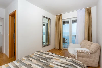 Apartman Zora 2 by Villas Guide