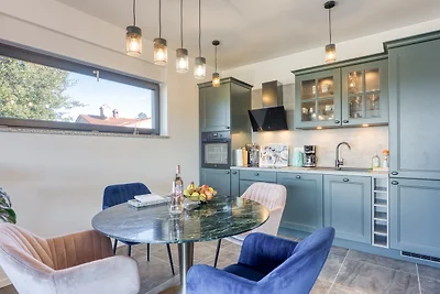 Apartment Adria 1 by Villas Guide