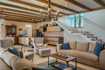 Villa Monte by Villas Guide