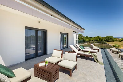 Villa Viktoria by Villas Guide