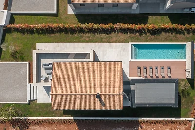 Villa Palmeta by Villas Guide