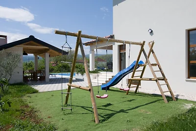 Villa Modriola - Makarska by Villas Guide