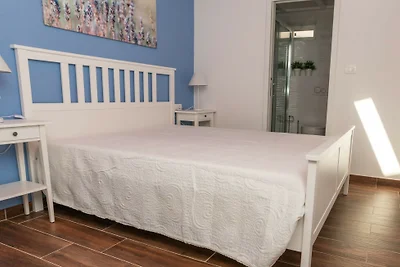 House Victoria 2 by Villas Guide
