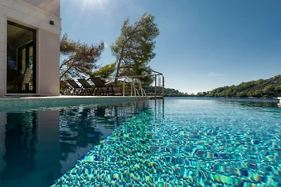 Villa Lipovac by Villas Guide