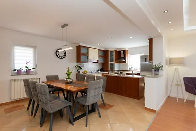 Villa Piplica-Makarska by Villas Guide