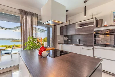 Sea View villa Medulin by Villas Guide