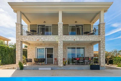 Villa Casa Nova by Villas Guide