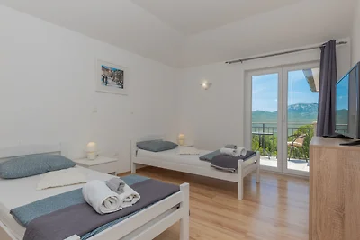 Villa Ruža - Omiš by Villas Guide