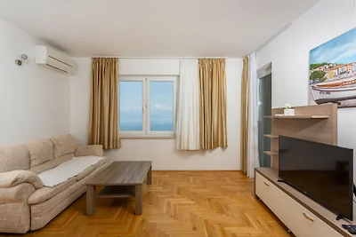 Apartman Zora 1 by Villas Guide