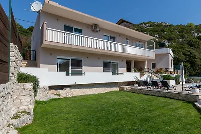 Apartment Zelenika Villa by Villas Guide