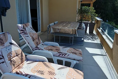 Apartman Twins 2 by Villas Guide