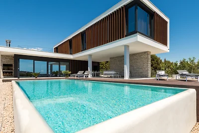 Villa Sunray by Villas Guide