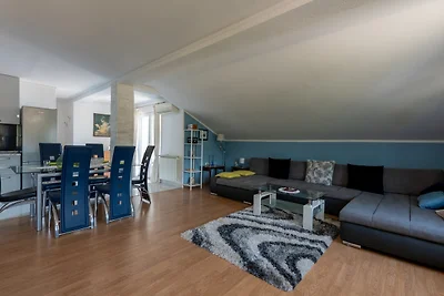 Apartman Max 3 by Villas Guide