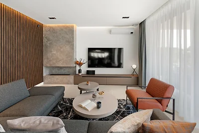 Villa Parenzo IV by Villas Guide