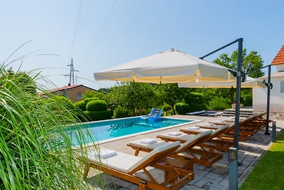 Villa Piplica-Makarska by Villas Guide