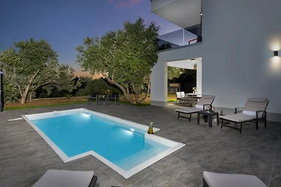 Villa Karla with pool&sea view by Villas...