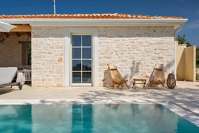 Villa Rapavel by Villas Guide