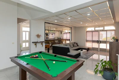 Villa Piplica-Makarska by Villas Guide