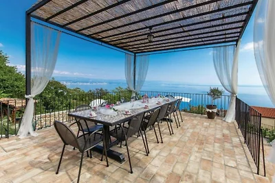 Holiday home Villa Bella with pool by Villas...