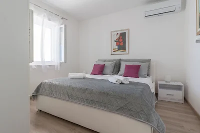 Villa Toma by Villas Guide