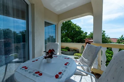 Apartman Lucija 2 by Villas Guide