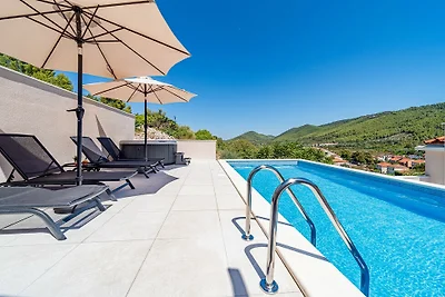 Holiday house VIRA by Villas Guide
