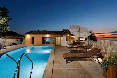 Holiday home Lišnjak by Villas Guide