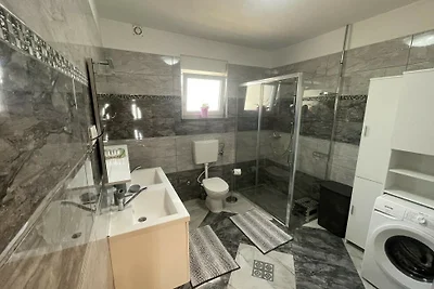 House July by Villas Guide