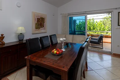 Villa Tina Desne by Villas Guide