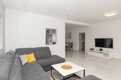 Villa Ivanova - Makarska by Villas Guide
