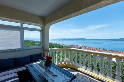 Apartman Lucija 4 by Villas Guide