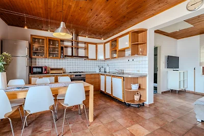 Villa Figs beachfront Apartman 2 By Villas...