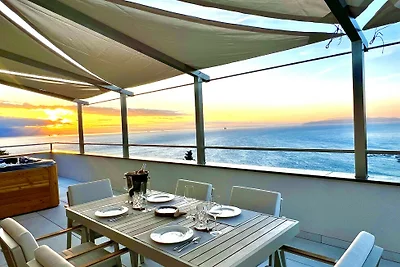 Villa Palazzo Blue by Villas Guide