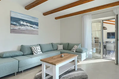 Villa Jurasi by Villas Guide