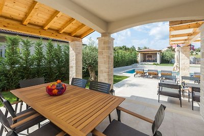 Modern villa No.18 with pool and grill in...