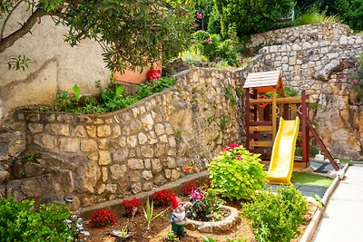 Apartman Zora 2 by Villas Guide