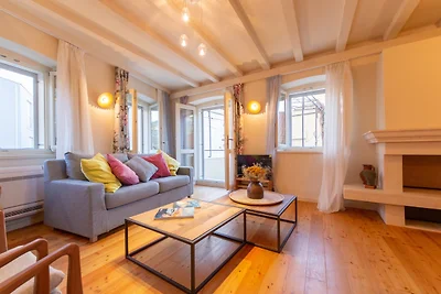 Villa Palazzo Antiqua beachfront Vis by Villa...