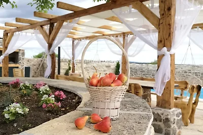 Juniper Stone Cottage by Villas Guide