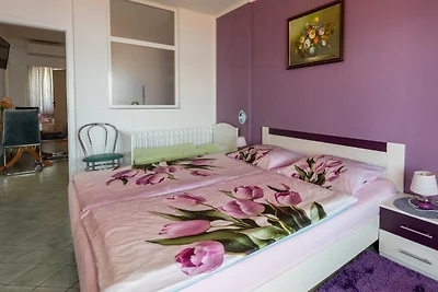 Apartman Lucija 5 by Villas Guide