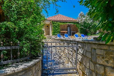 Villa Mint - Split by Villas Guide