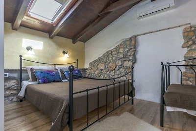 Stone House Zijavica by Villas Guide