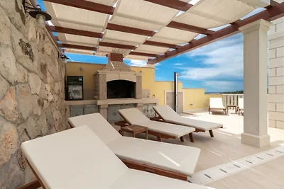 Villa Mediterana by Villas Guide