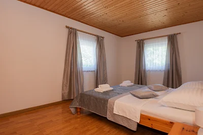 Villa Sanja in Makarska by Villas Guide