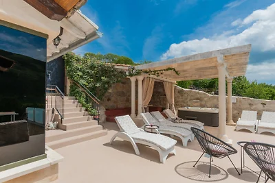 Villa Kameni Cvijet - Makarska by Villas...