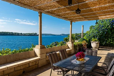 Beach house Lozica by Villas Guide