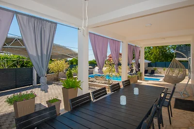 Home Sweet Home - Makarska by Villas Guide