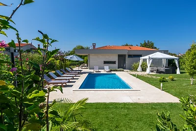 Villa Viviana by Villas Guide